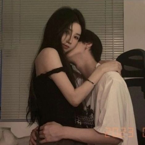 5 Cách Khẩu Dâm Giúp Người Yêu Hứng Phấn Trên Giường – Bí Quyết Làm “Cuộc Yêu” Thăng Hoa Hơn