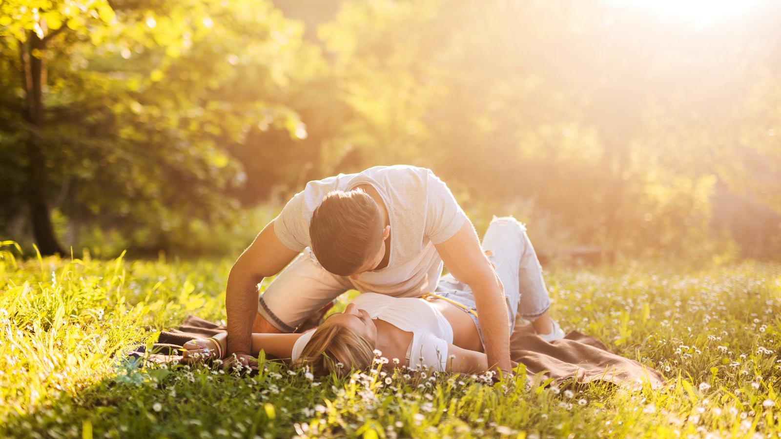 7 Địa Điểm “Đổi Gió” Cho Cuộc Yêu Thêm Cháy Bỏng