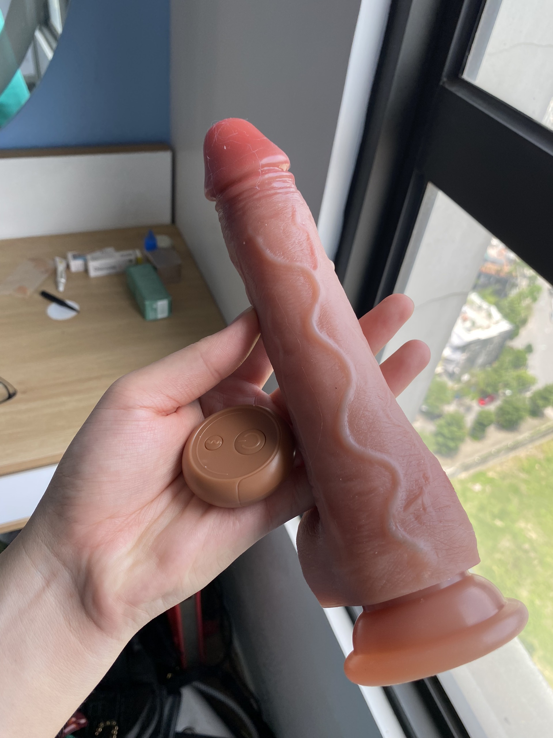 Sextoy Cao Cấp Chính Hãng Tại Nữ Hoàng Khoái Cảm – Trải Nghiệm Khoái Cảm Thượng Hạng!