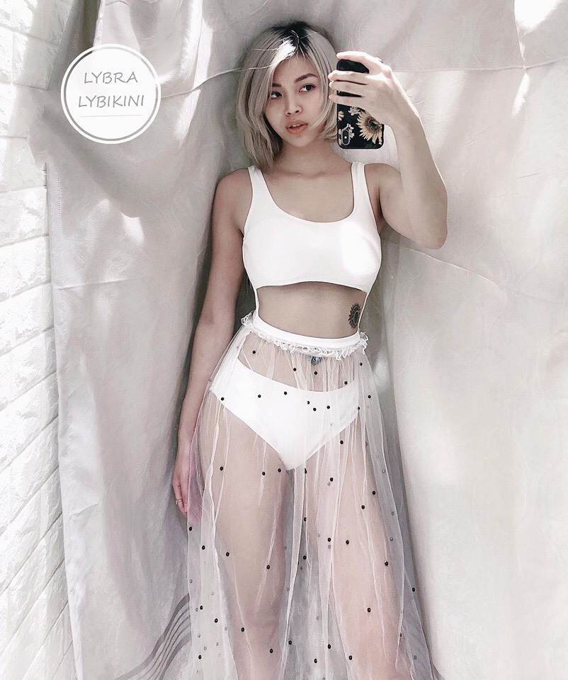 đồ bơi 1 mảnh màu trắng