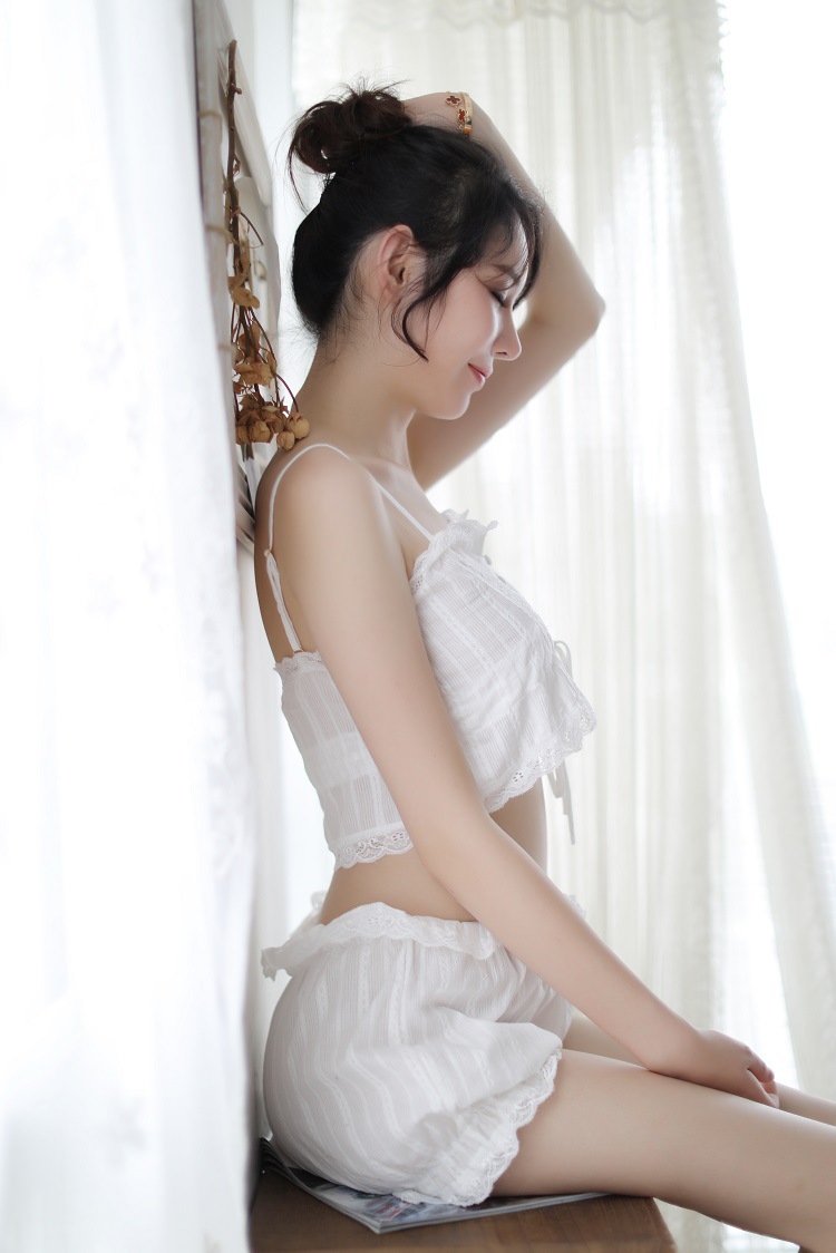 đồ mặc nhà 2 dây