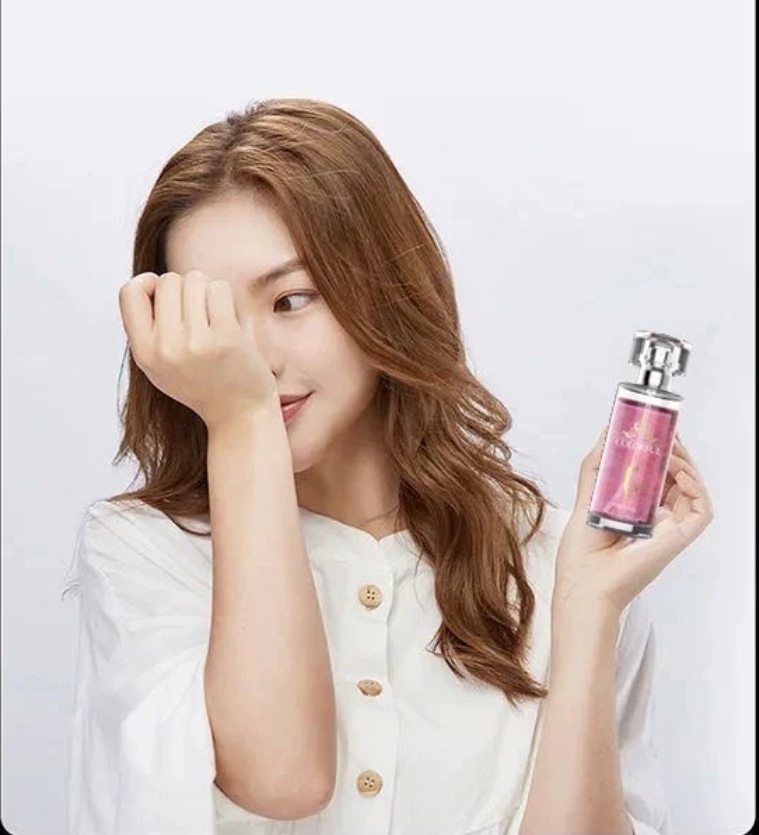 Nước hoa kích dục nam Colorful Hồng cánh bướm khiêu gợi