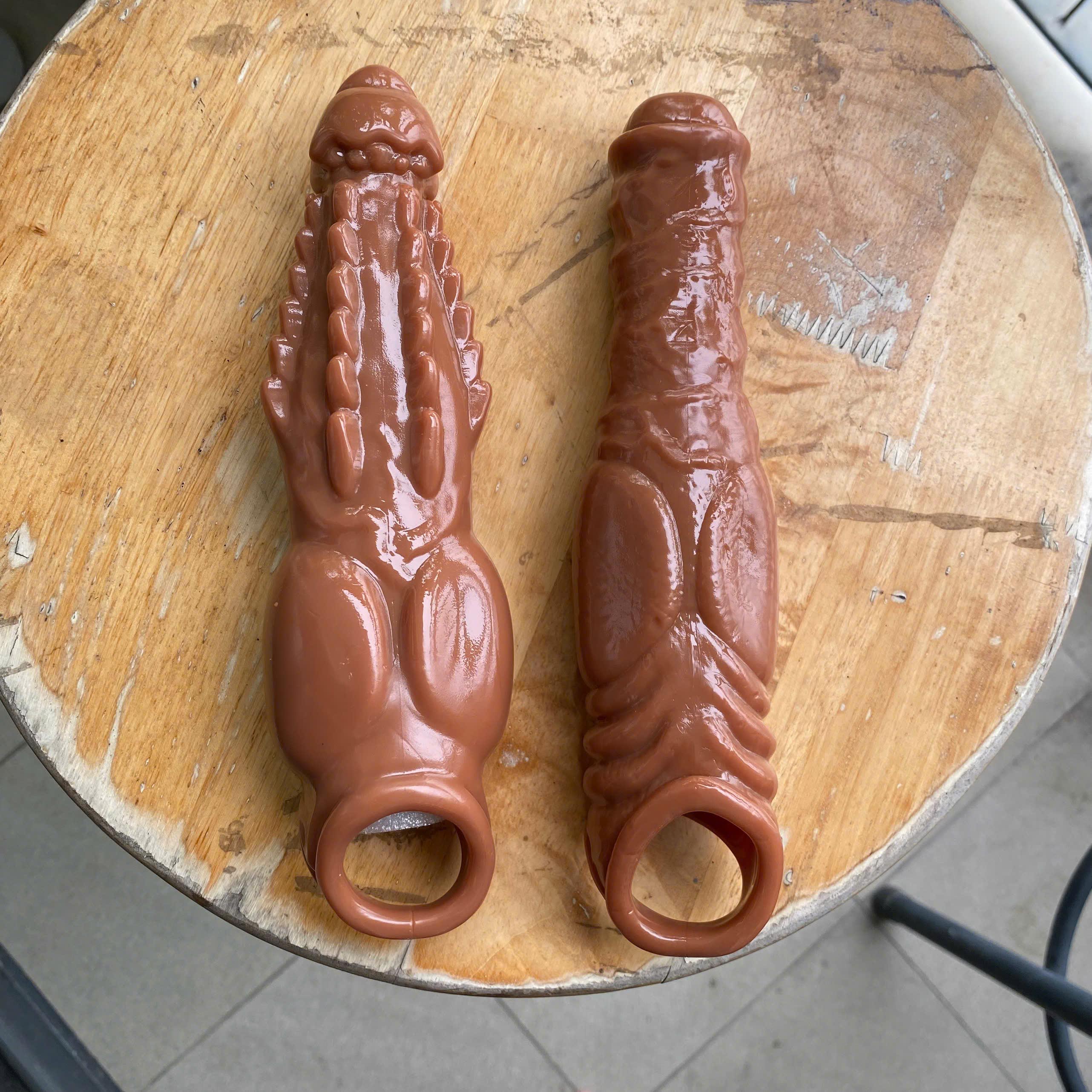 Bao cao su đôn dên hàng khủng hình chó sói rồng khóa tinh dịch