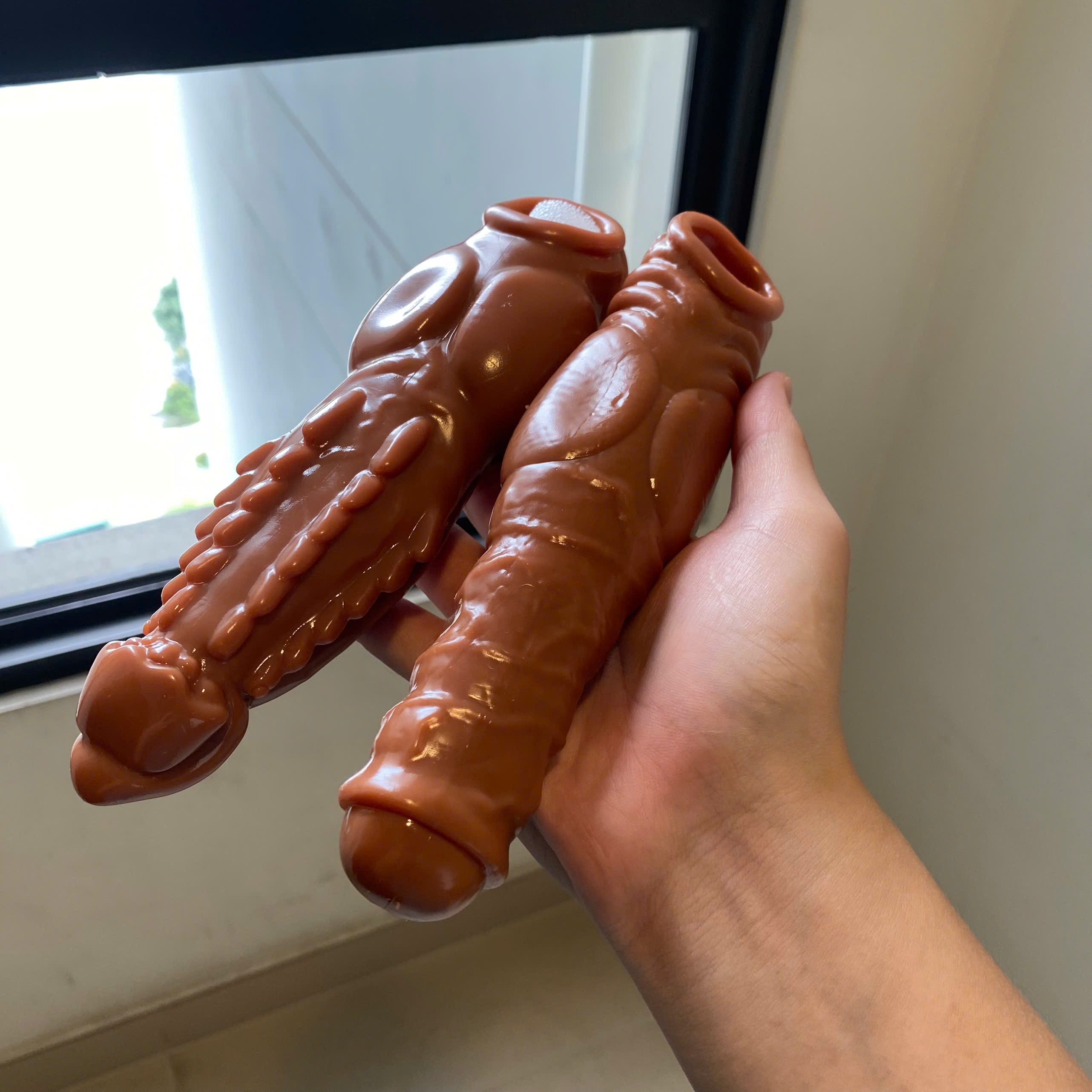 Bao cao su đôn dên hàng khủng hình chó sói rồng khóa tinh dịch