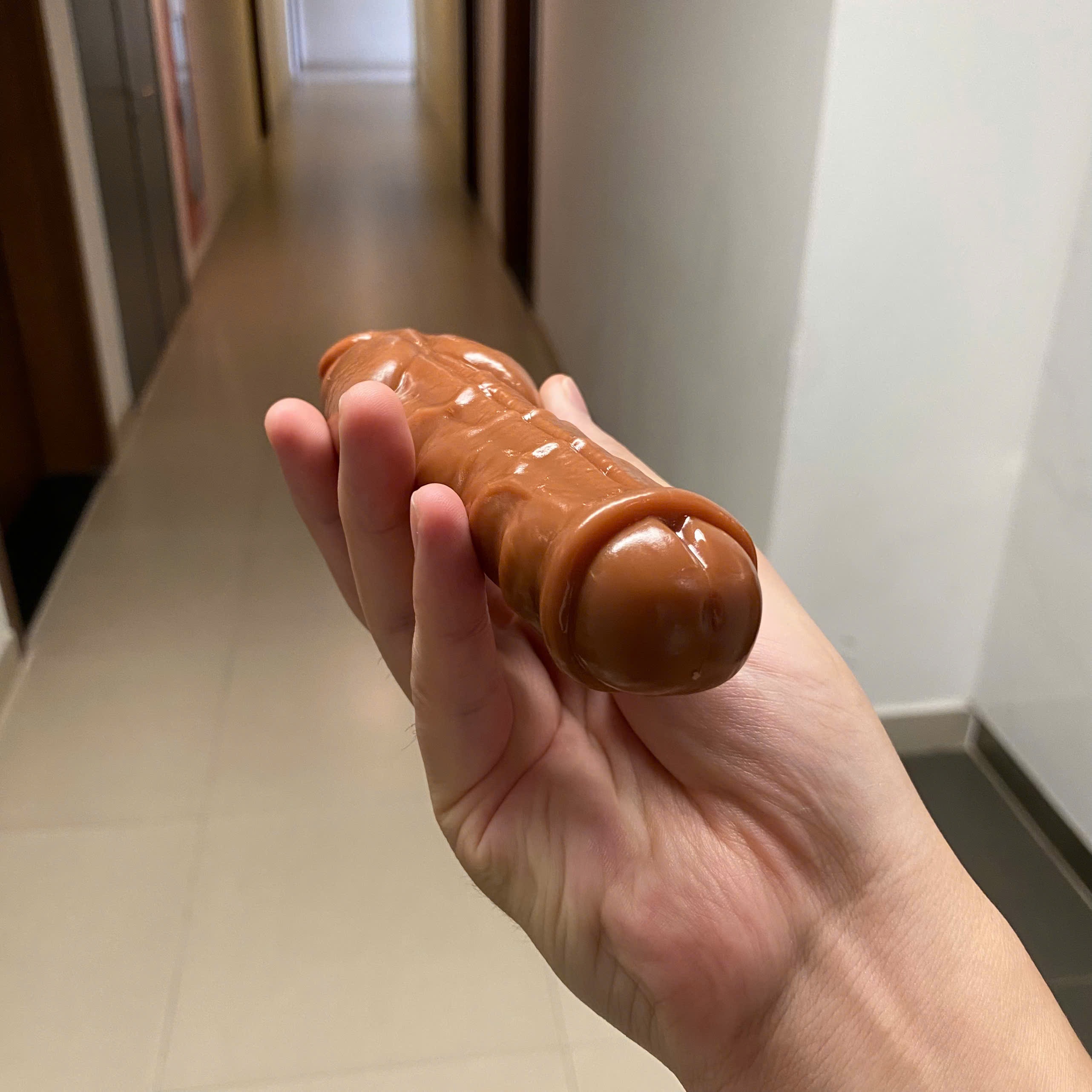 Bao cao su đôn dên hàng khủng hình chó sói rồng khóa tinh dịch