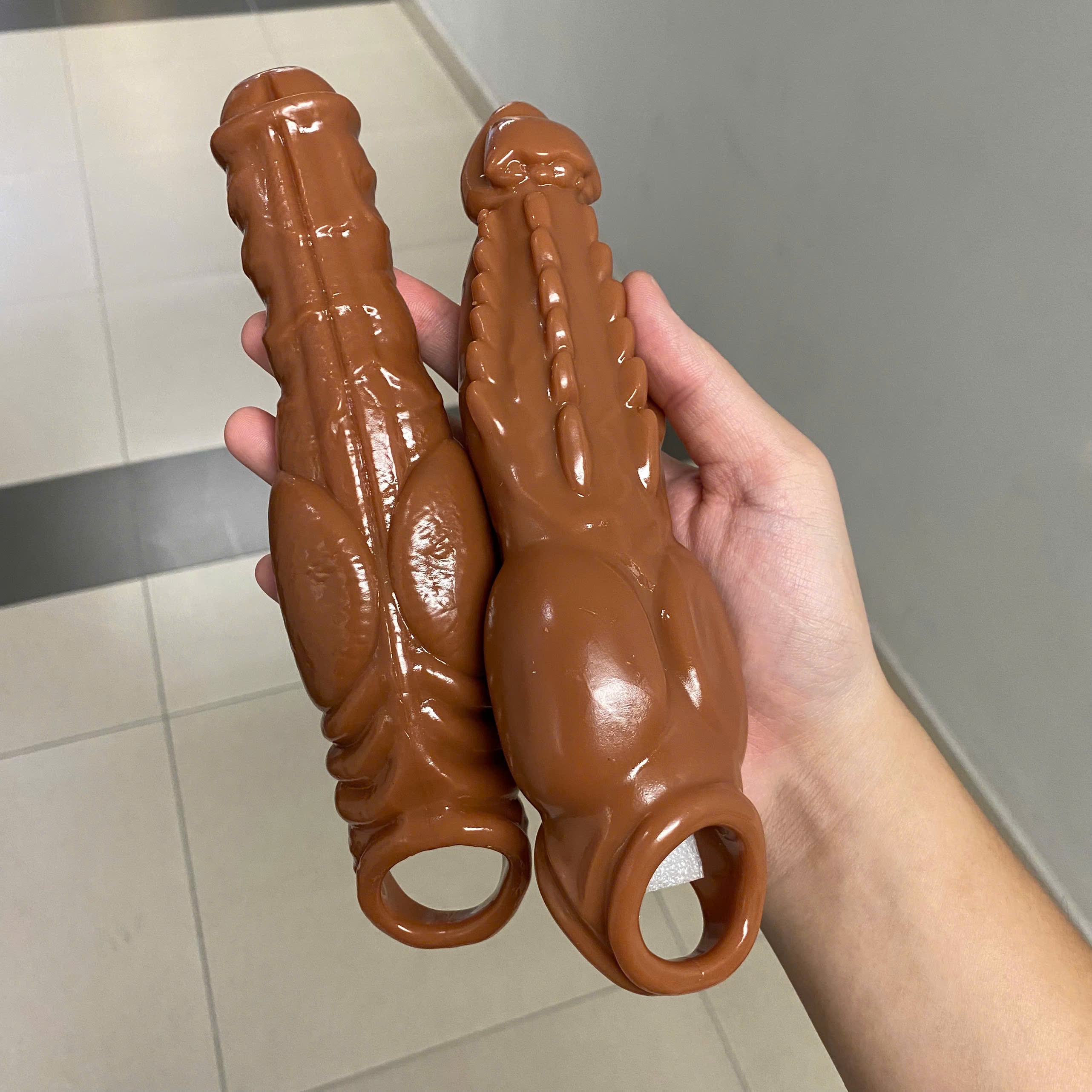 Bao cao su đôn dên hàng khủng hình chó sói rồng khóa tinh dịch