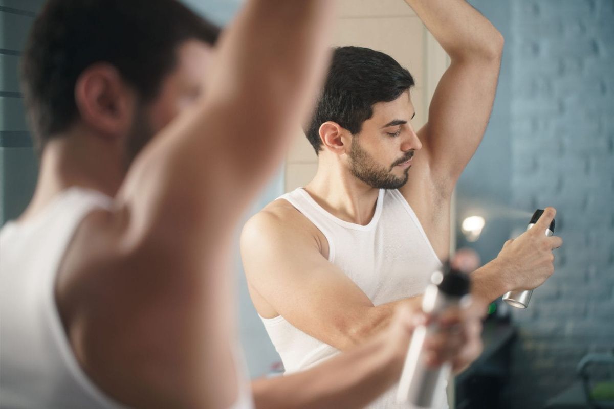 Cách giữ mùi thơm lâu trên cơ thể nam giới để trông thật cuốn hút