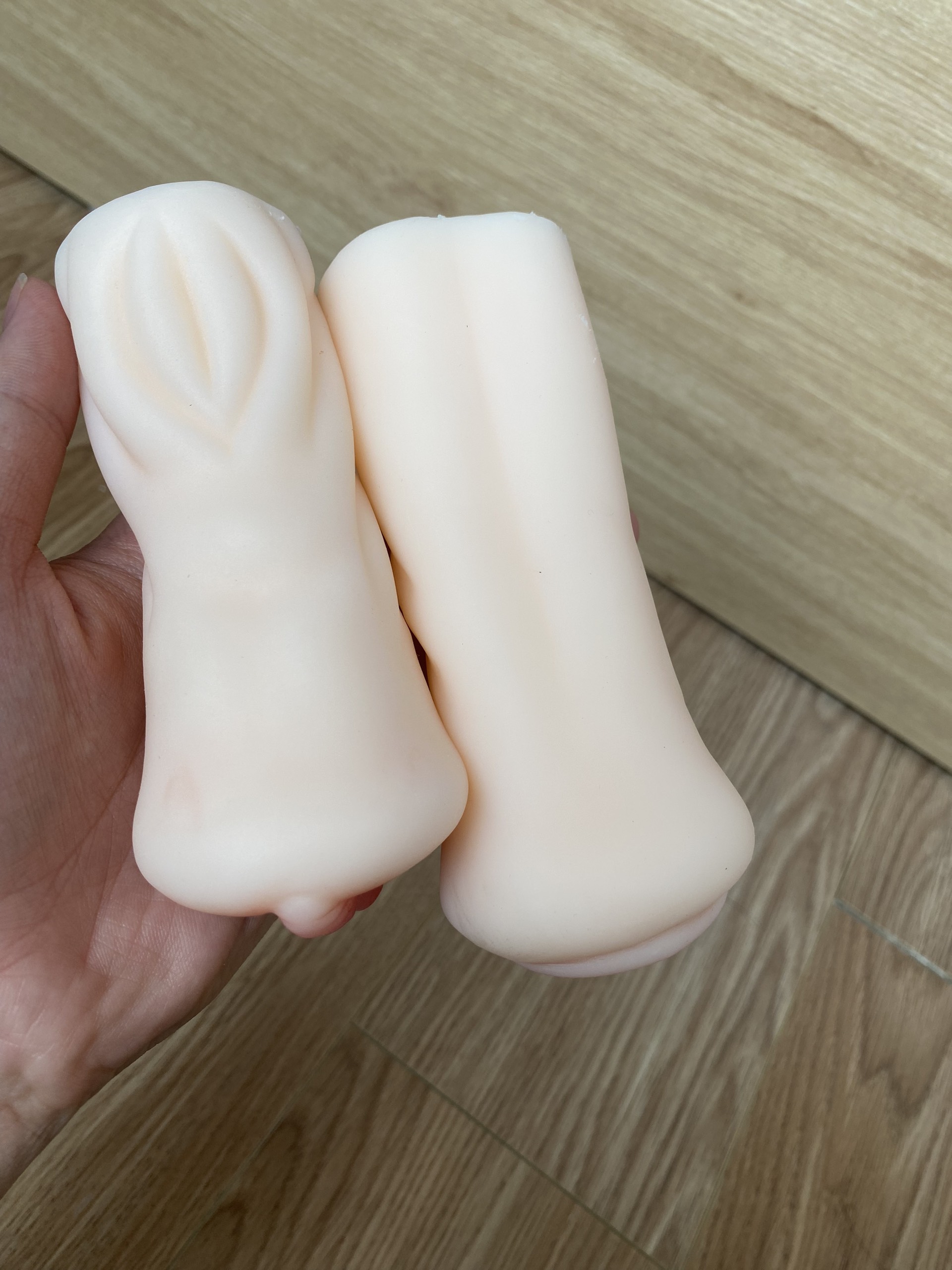 Âm đạo giả giá rẻ hình môi và âm đạo