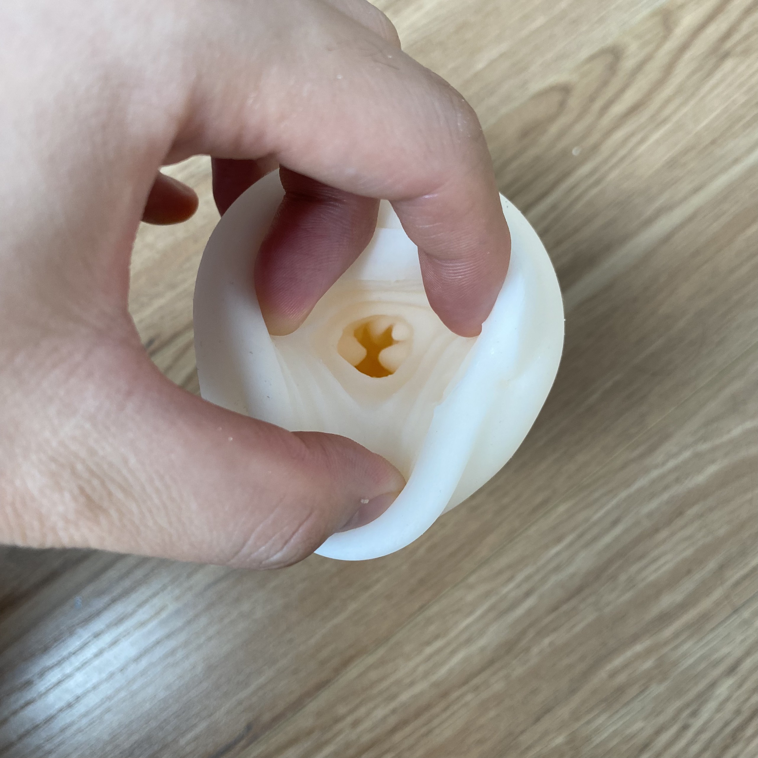 Cốc thủ dâm Touch hình môi và âm đạo Silicon đặc