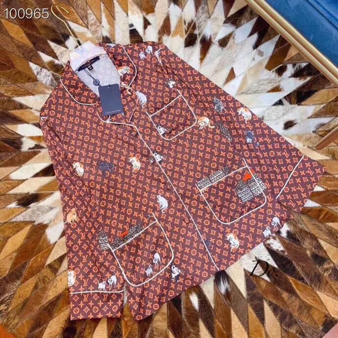 pijama lụa louis vuitton
