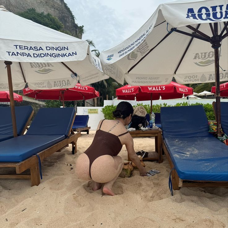 Hành Vi Thị Dâm Là Gì? Những Cảnh Báo Quan Trọng Bạn Không Nên Bỏ Qua