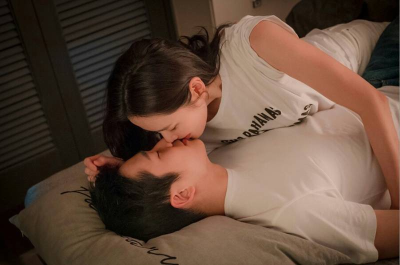 Cảm Giác Khi Hôn Lưỡi Có Thích Không? Bí Quyết Hôn Lưỡi Khiến Đối Phương “Nghiện” Bạn