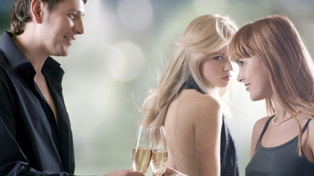 Người Yêu Và Bạn Thân Khác Giới: Những Điều Bạn Không Nên Bỏ Qua