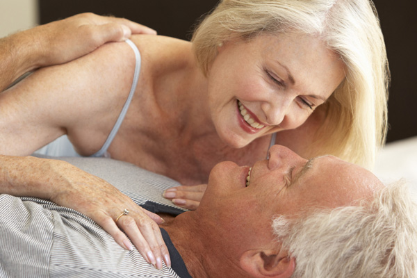 Đừng Nghĩ Tuổi 50 Là Hết Yêu! Sự Thật Về Ham Muốn Của Phụ Nữ Trung Niên