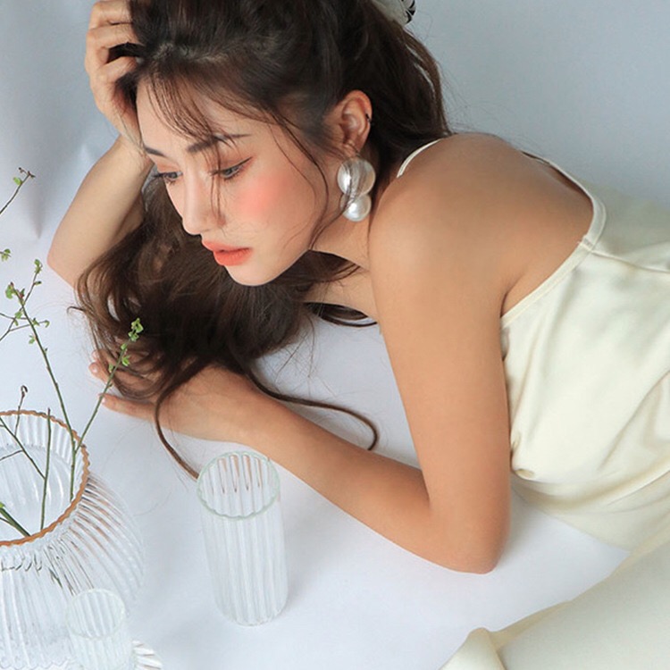 Khuyên tai nữ ngọc trai