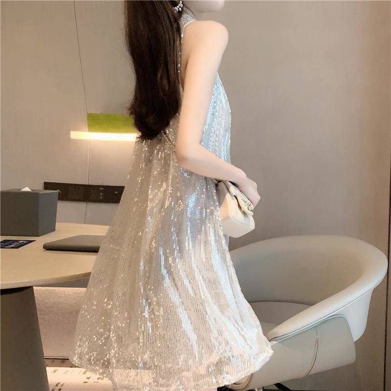 Váy xòe không tay óng ánh