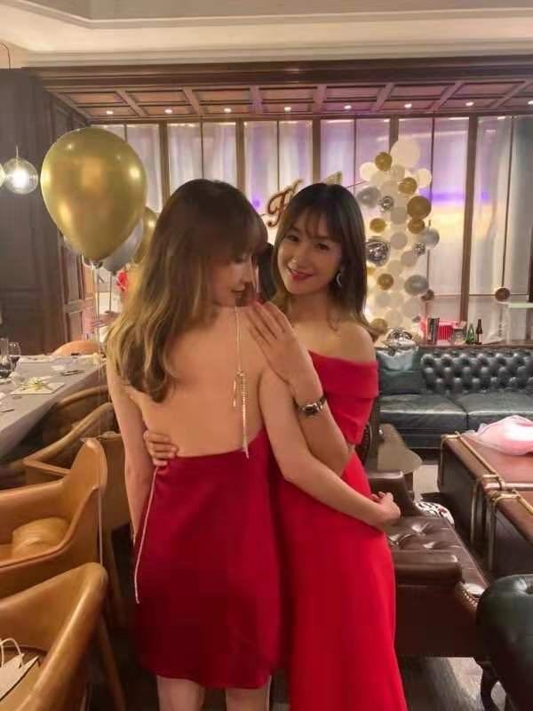 Váy lụa trơn dây kim cương Quảng Châu cao cấp