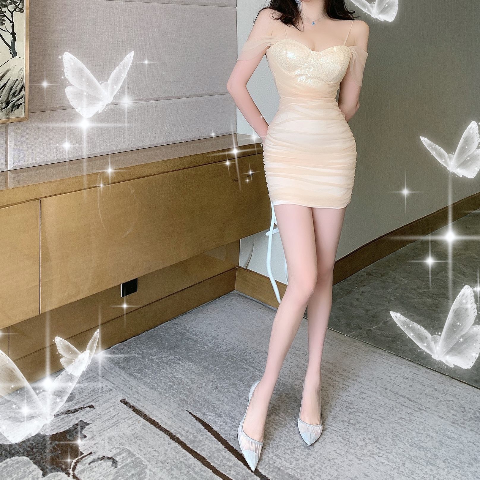 Váy body cúp ngực kim sa