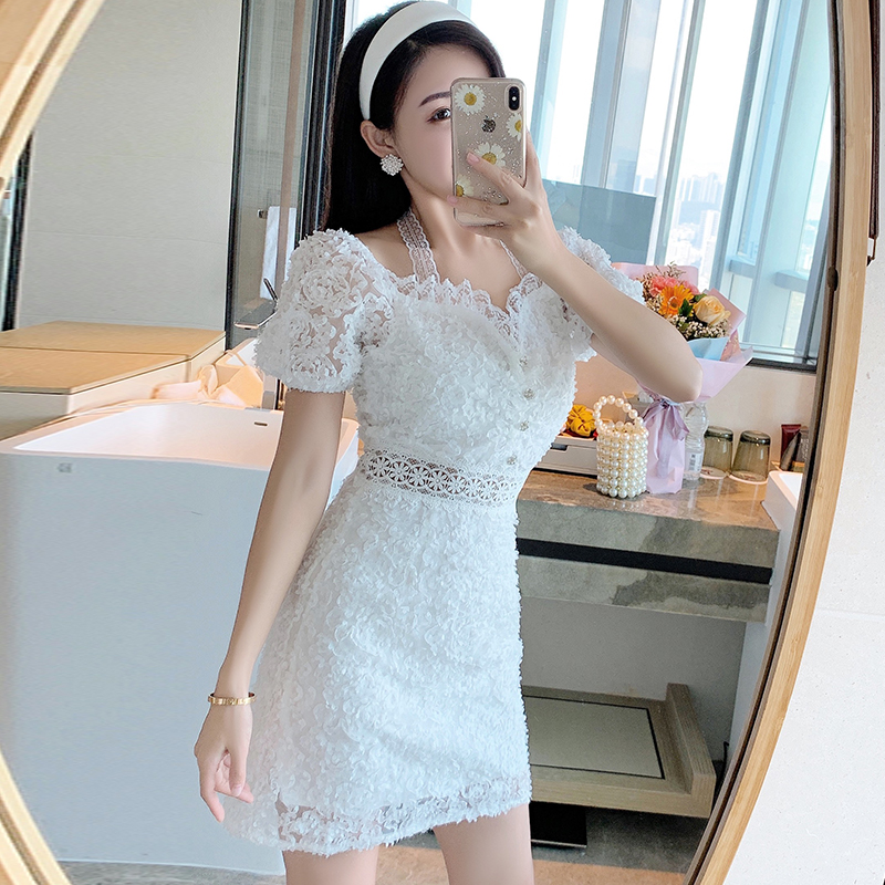 Váy ren hoa khuy cúc Quảng Châu