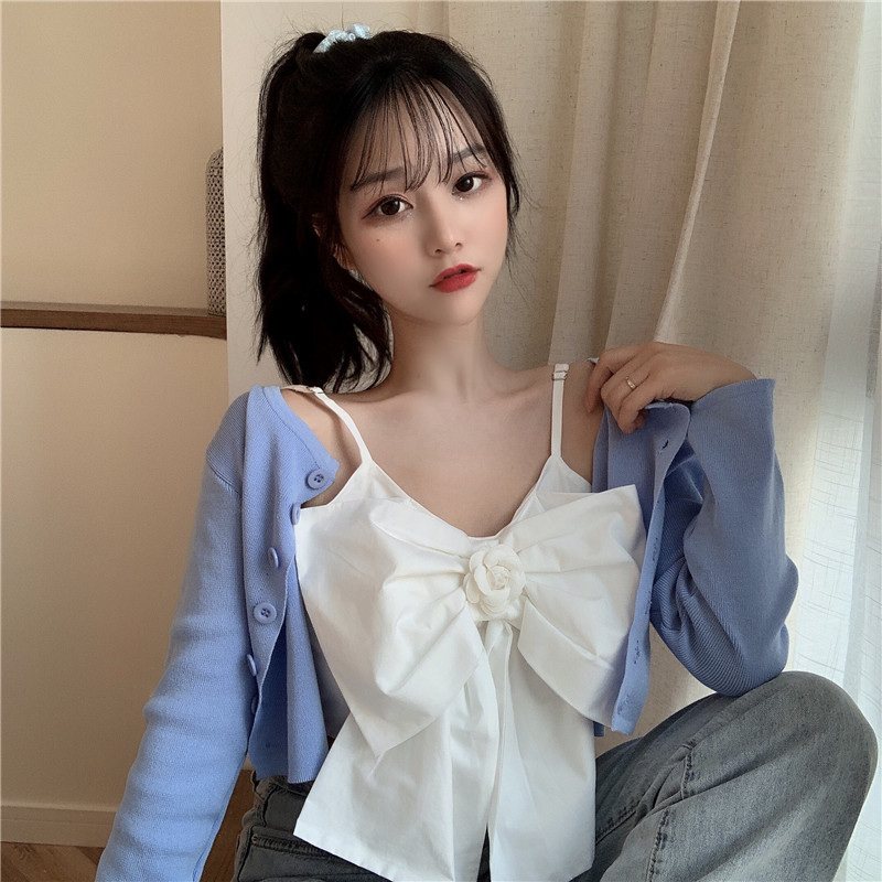 Áo Croptop 2 dây thắt nơ đính hoa