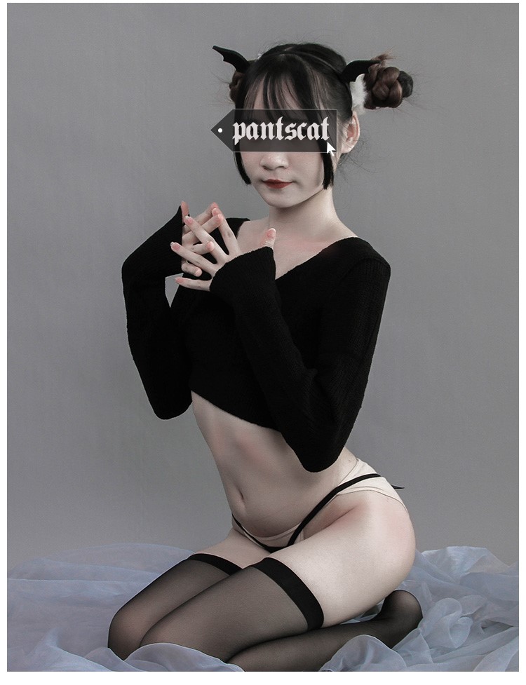 Set Cosplay dài tay len lọt khe