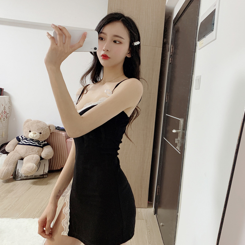 váy ngủ xẻ đùi