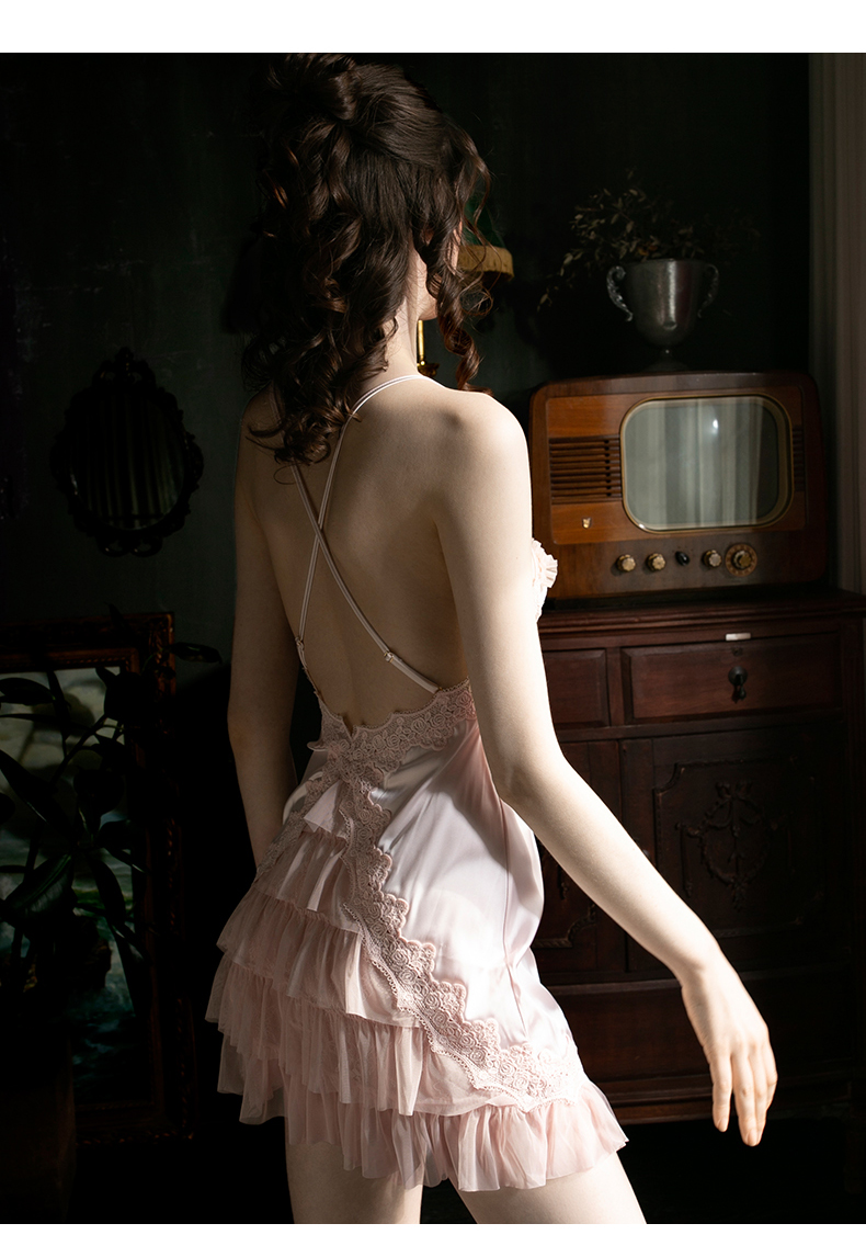 Váy ngủ lụa trơn Quảng Châu cao cấp ngực xuyên thấu