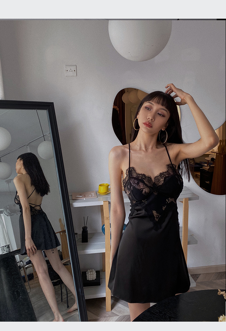 Váy ngủ lụa ngực ren xuyên thấu quyến rũ