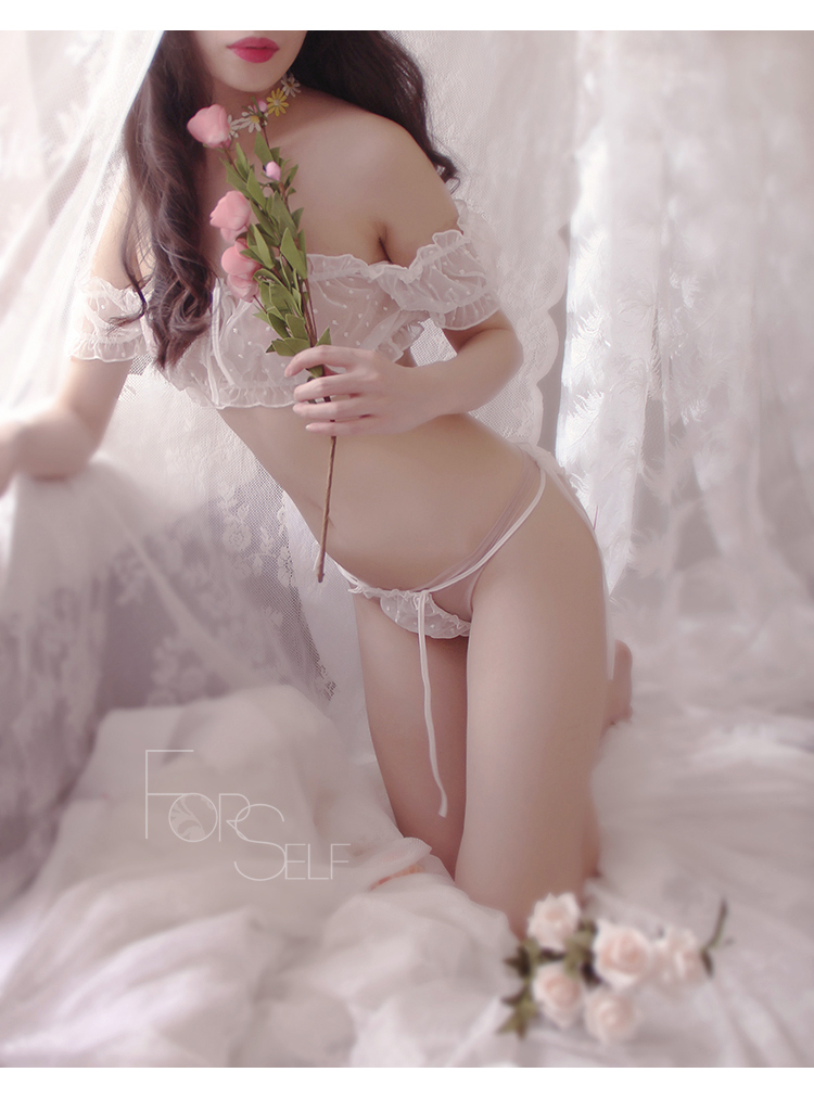 Đồ ngủ sexy 2 mảnh chấm bi mỏng manh