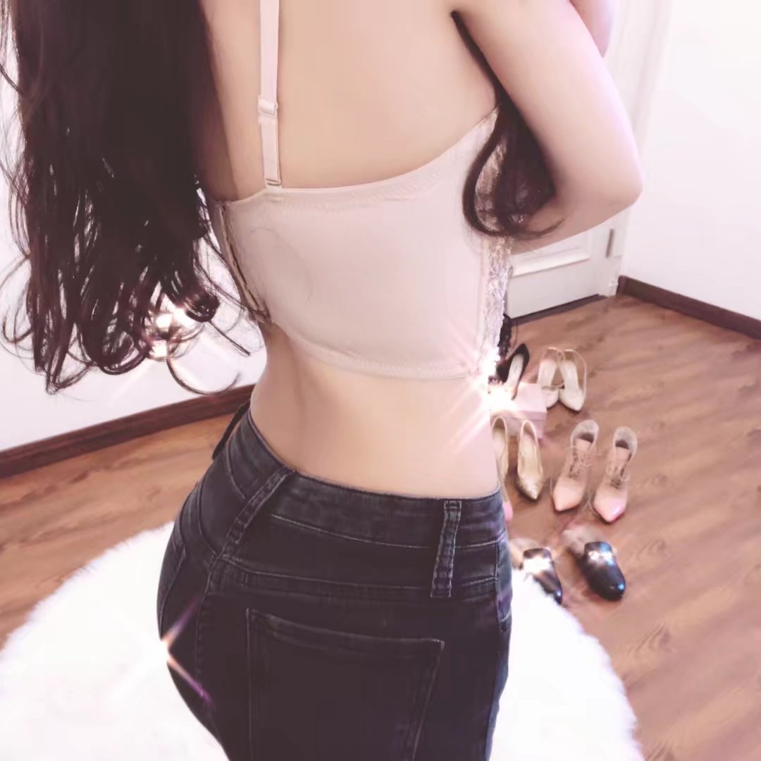 Áo Croptop đính đá Quảng Châu cao cấp