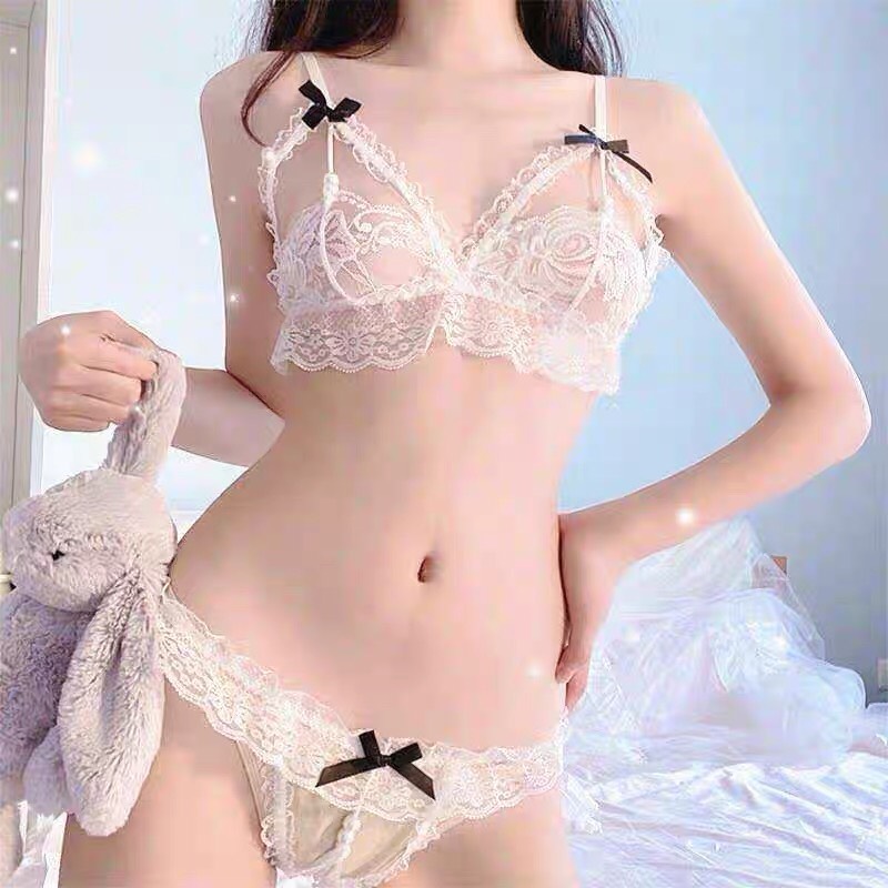 Đồ lót nơ tím đính ngọc trai