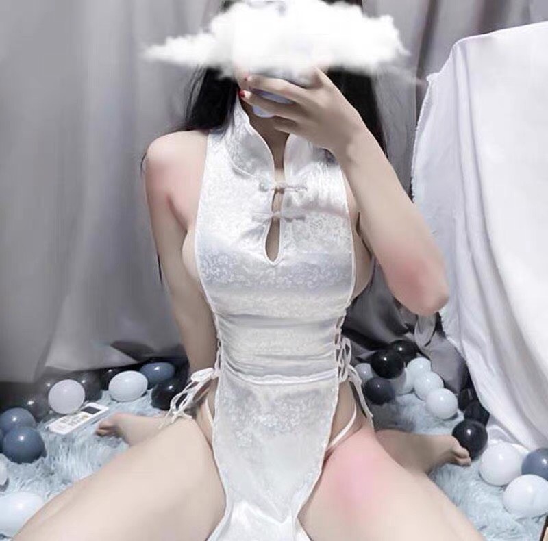 Váy ngủ sườn xám dây hông quyến rũ