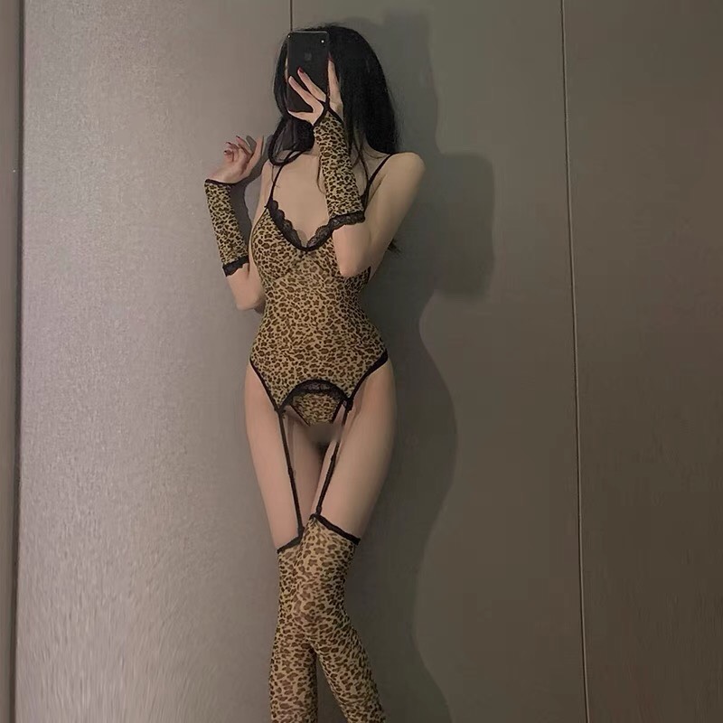 Bộ ngủ da báo kèm tất