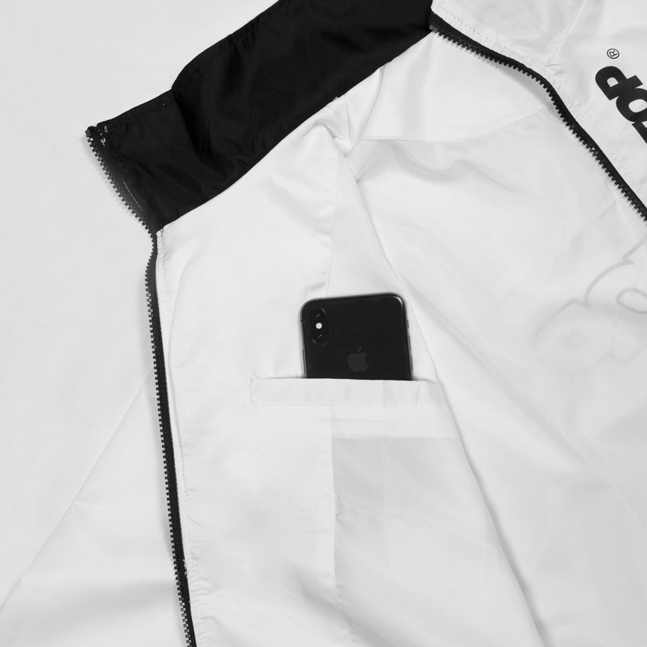 Áo khoác dù local brand ONTOP màu trắng