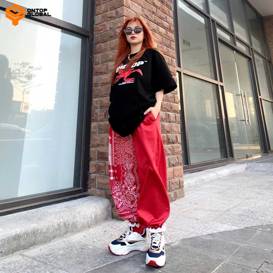 Áo thun local brand nữ form rộng màu đen