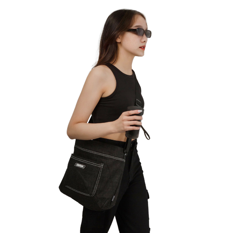 túi đeo chéo nữ đi chơi local brand ONTOP