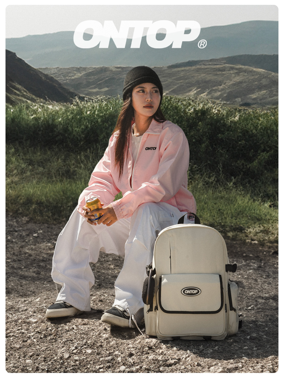 Áo khoác dù basic Ontop