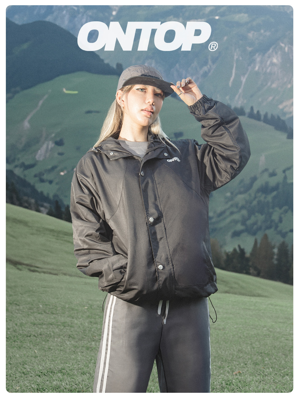 Áo khoác dù local brand có mũ ONTOP