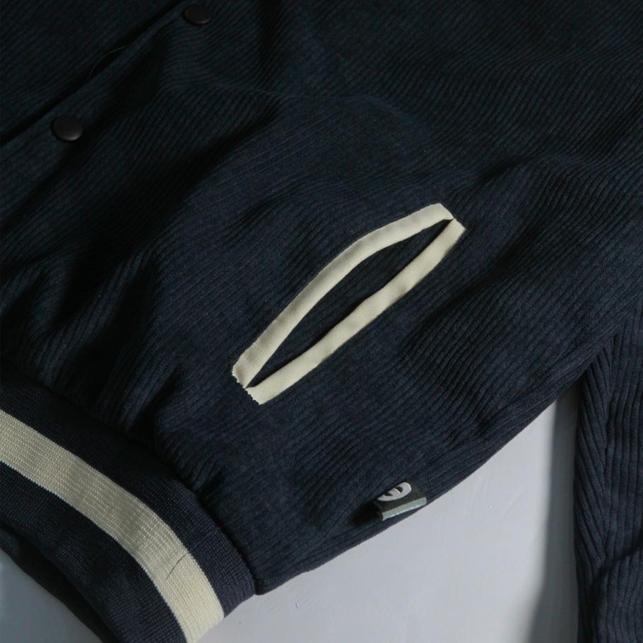 áo varsity jacket local brand ONTOP Teddy