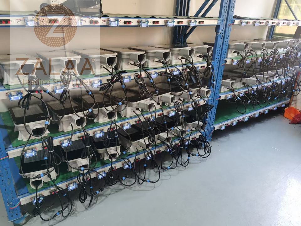 Các bộ lưu điện Pin Lithium FePO4 dành cho chiếu sáng năng lượng mặt trời