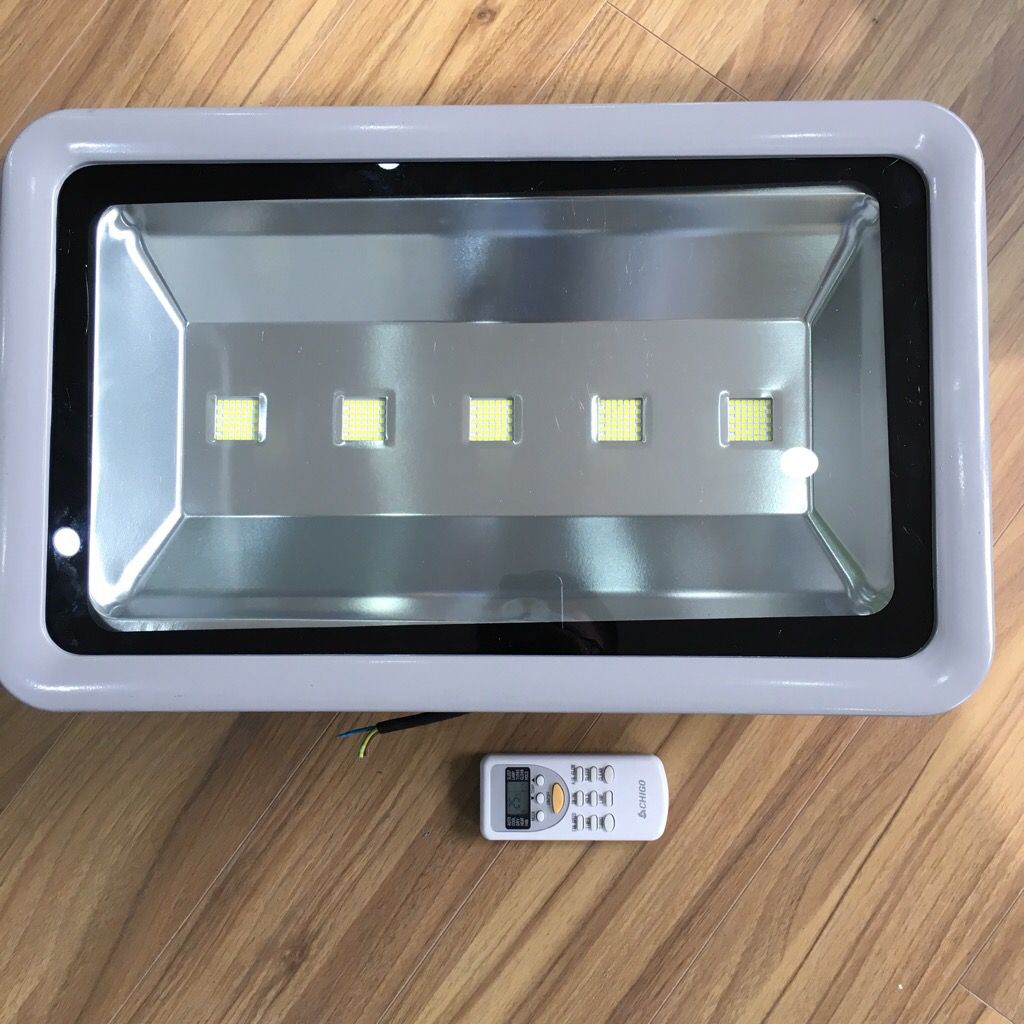 Danh sách 5 mẫu Đèn Chiếu Sáng Sân Thể Thao được ưa chuộng