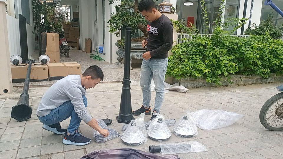 Đèn trang trí công viên mẫu mới sử dụng năng lượng mặt trời dành cho Resort; Villa; Golf