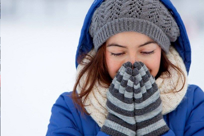 03 Phụ Kiện Du Lịch Cần Thiết Cho Chuyến Du Lịch Mùa Đông