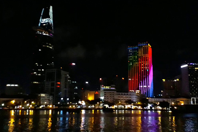 05 Địa Điểm Vui Chơi Ở Sài Gòn Nên Đi Trong Đêm Giáng Sinh