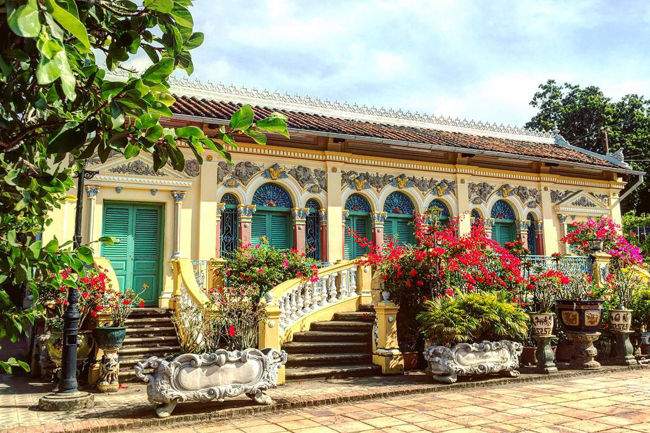 Tham quan nhà cổ đẹp nhất xứ Tây Đô