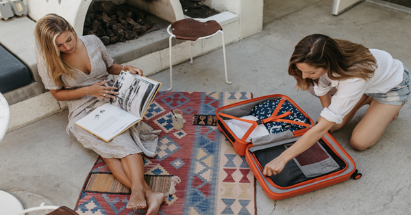 Cách khử mùi hôi cho vali mới mua