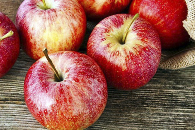 Chất pectin trong táo xanh có tác dụng trung hòa axit dạ dày và giảm chóng mặt, buồn nôn hiệu quả