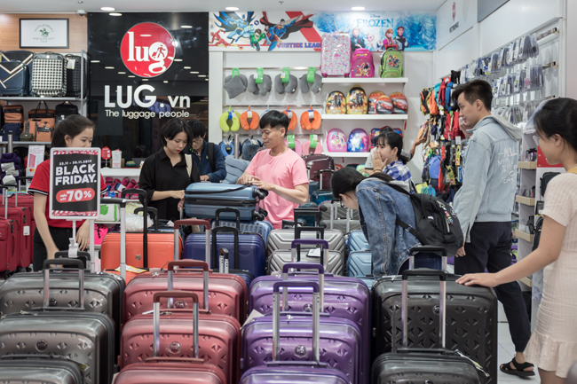 Nên mua vali kéo chính hãng - giá tốt ở đâu tại Thành phố Hồ Chí Minh?