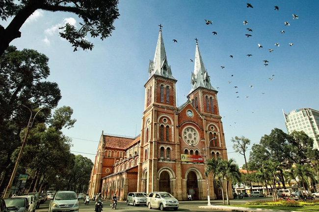 Ngắm Quanh Sài Gòn Vào Một Ngày Se Lạnh Cuối Đông