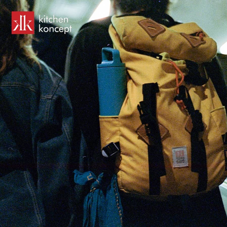 Bình giữ nhiệt thép không gỉ được mang lên máy bay